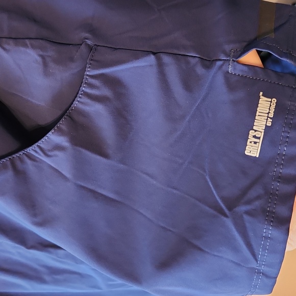 Greys Anatomy scrub top size S - Picture 3 of 4